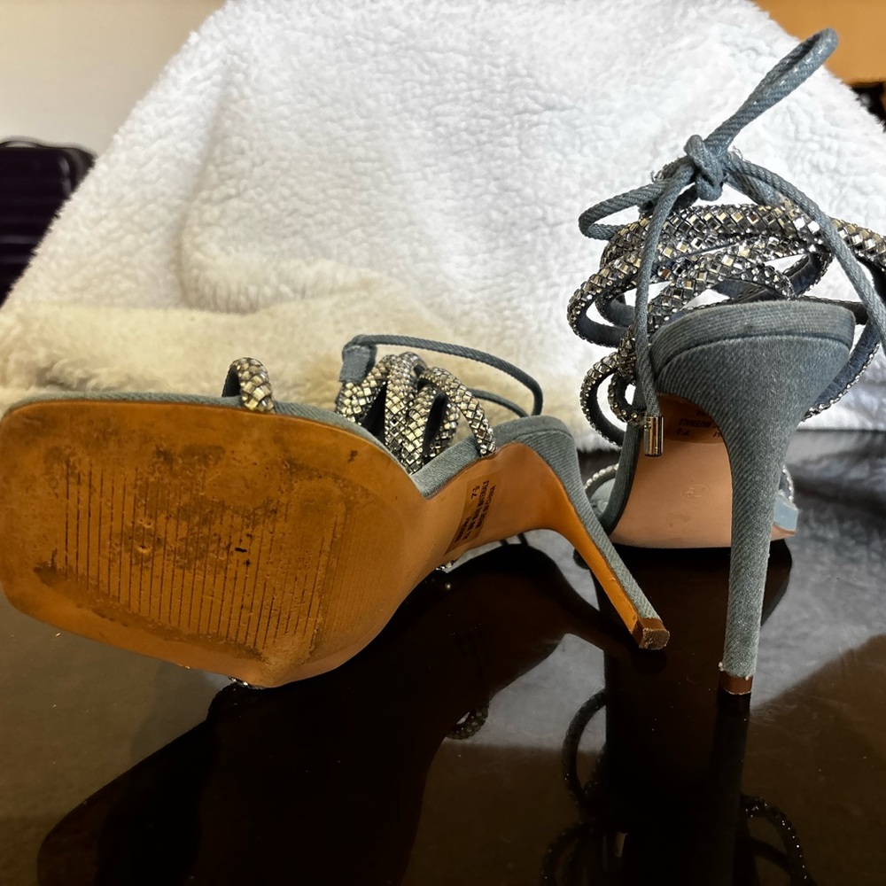 Elegant Blue Strappy Women's Heels - Picture 4 of 5